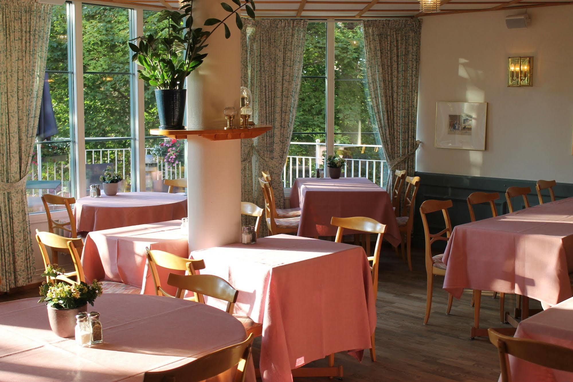 Hotell Danderyds Gaesteri Exterior foto