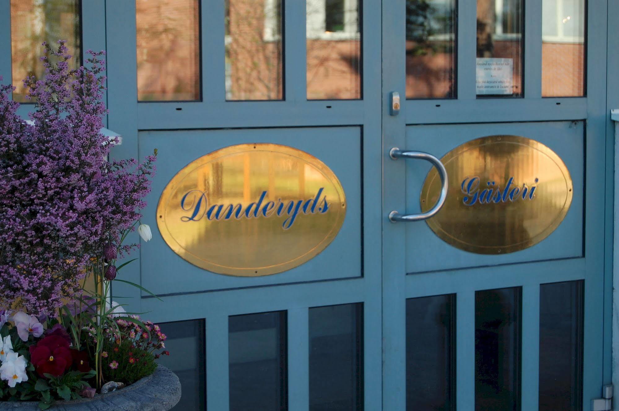 Hotell Danderyds Gaesteri Exterior foto
